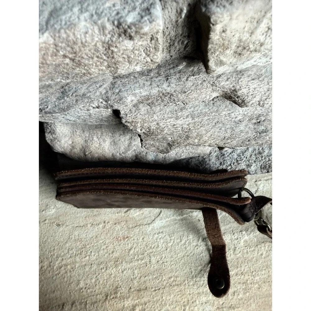 Glove Leather Baseball Wristlet‎ Wallet Brown 